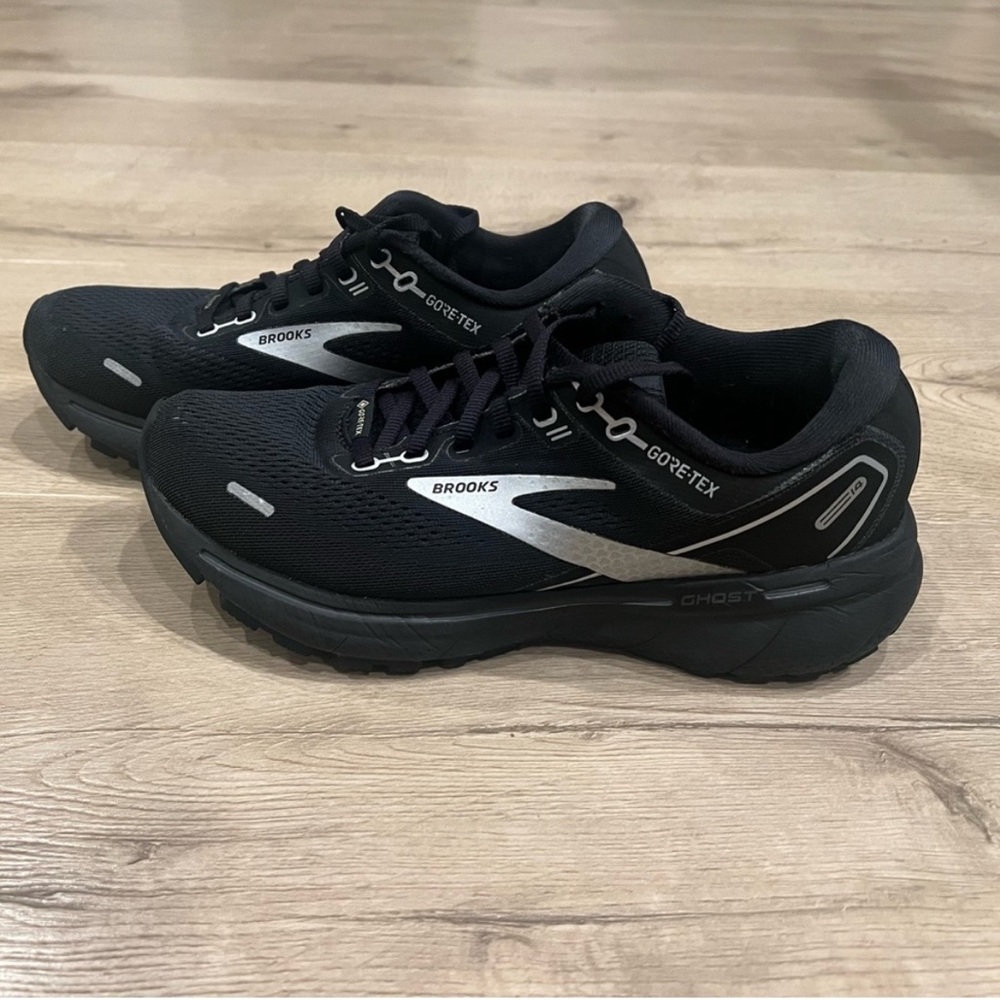 Brooks gortex women’s running shoe ghost 14